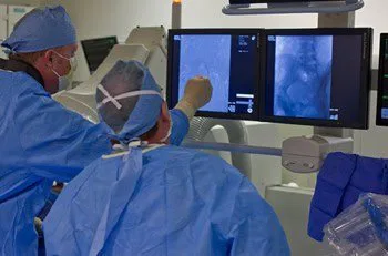أفضل أطباء الأشعة التداخلية في مصر: من هو؟ 👨‍⚕️